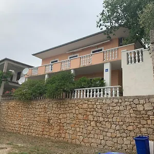 Spomenka , Seline Chorvatsko