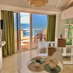 Precioso Atico Con Vistas Espectaculares. Corralejo